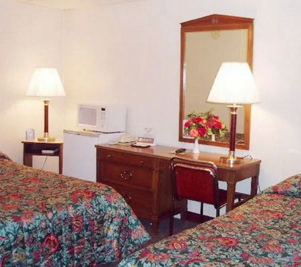Quartz Mountain Inn (Siesta Grande Motel) - From Trip Dot Com (newer photo)